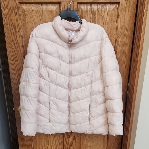 Time and Tru Jackets & Blazers - Time And Tru Puffer Jacket
